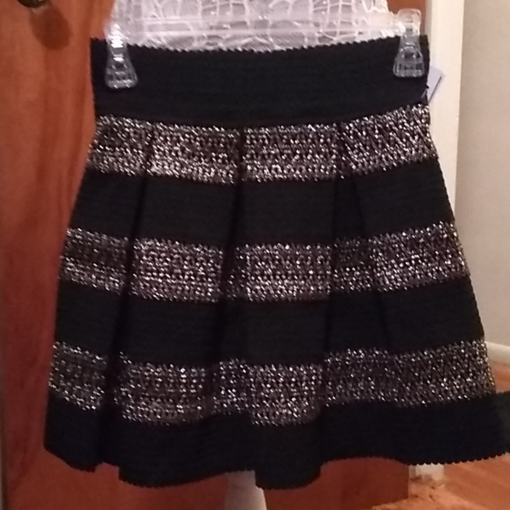 Ginger flare mini skirt